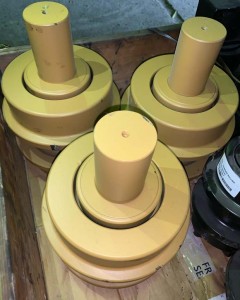 Каток поддерживающий KM2105 Berco Каток поддерживающий KM2105 Berco