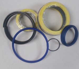 991/00013 Ремкомплект гидроцилиндра ковша экскаватора-погрузчика 3CX 991/00013 Ремкомплект гидроцилиндра ковша экскаватора-погрузчика 3CX