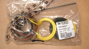 991/00017 Ремкомплект гидроцилиндра рулевого управления (4WD) экскаватора-погрузчика 3CX 991/00017 Ремкомплект гидроцилиндра рулевого управления (4WD) экскаватора-погрузчика 3CX