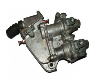 130-3514010-Б Кран тормозной 151.64.027 трактора ХТЗ Т-150 130-3514010-Б Кран тормозной 151.64.027 трактора ХТЗ Т-150