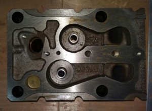 Головка блока цилиндров 61560040040 двигателя WD615, WD10 Weichai (Вейчай) Головка блока цилиндров 61560040040 двигателя WD615, WD10 Weichai (Вейчай)